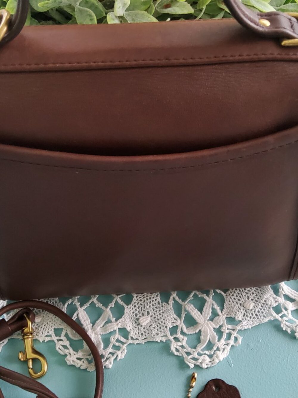 Vintage Coach Regina Crossbody in Mahogony 9983 - Picture 6 of 11